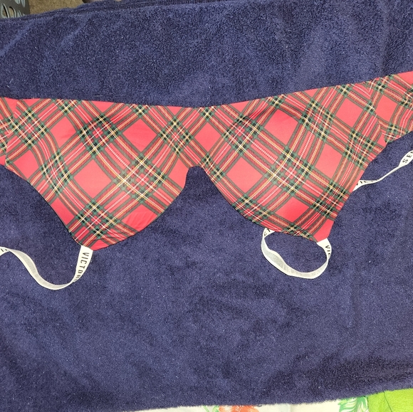 36DD Victoria's Secret bra - Picture 1 of 5